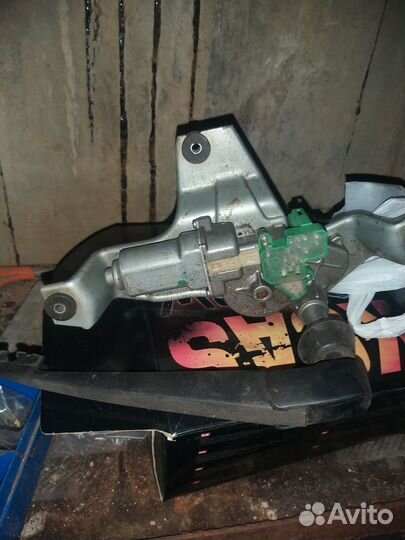 Митсубиси оутлендер 2008 г.в. 3л на запчасти