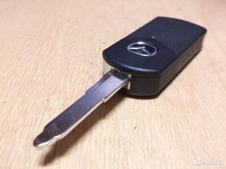 Mazda remote key 4 buttons Texas 4D ID63