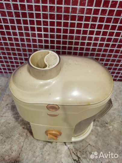 Соковыжималка Binatone
