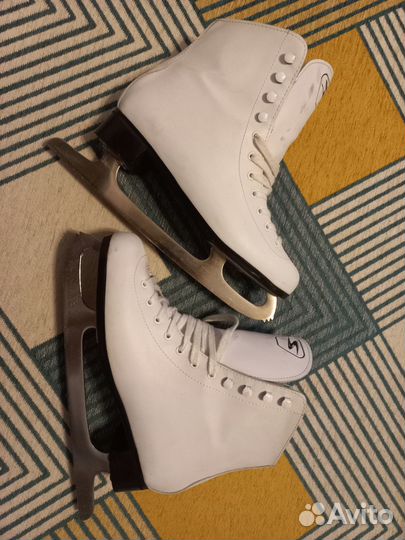 Коньки фигурные