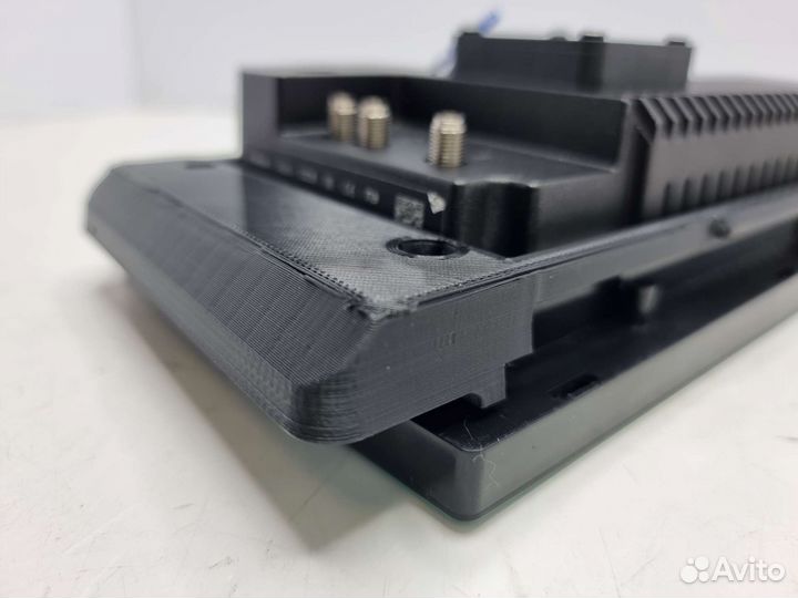 Штатная магнитола Teyes CC3 адаптированные на MAN