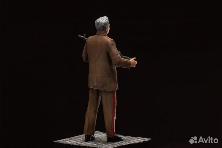 Фигура Михаил Калашников (окрашенный), 1/35