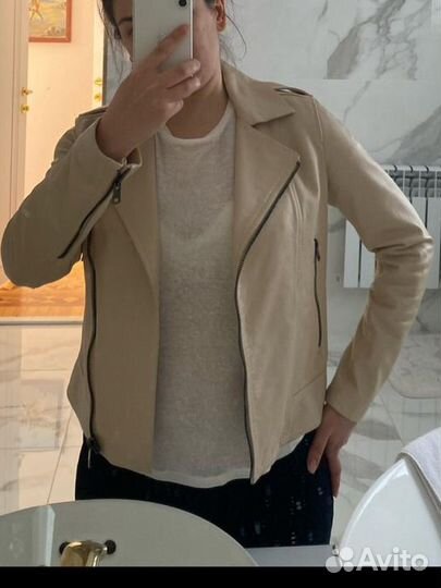 Кожаная куртка massimo dutti