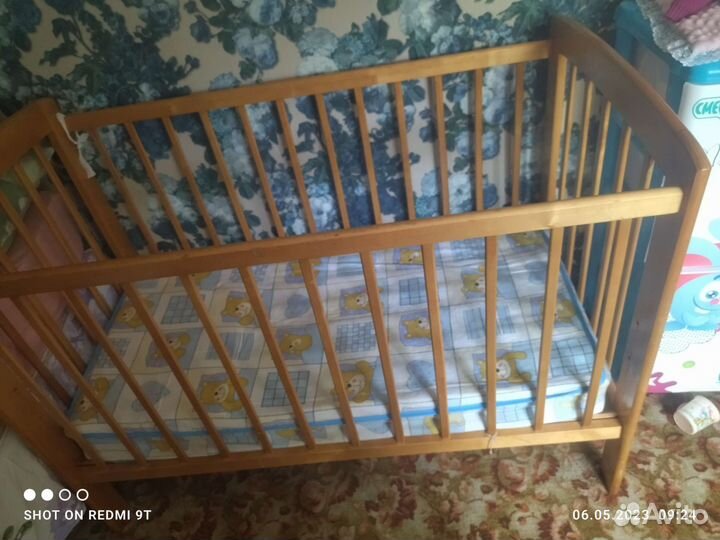 Детская кроватка