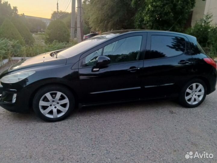 Peugeot 308 1.6 AT, 2011, 184 000 км