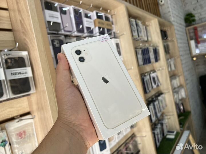 iPhone 11, 128 ГБ