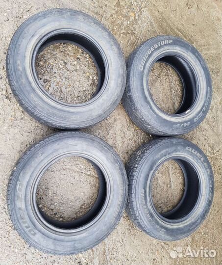 Bridgestone Dueler H/P 215/70 R16