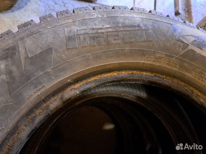Pirelli Ice Zero 185/70 R14
