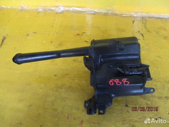 Бачок стеклоомывателя