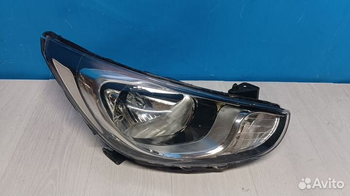 Фара правая Hyundai Solaris 1 2011-2017