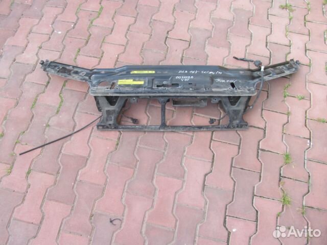 Панель передняя (телевизор) Volvo S60 2000-2009
