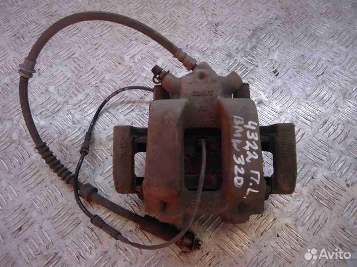 Суппорт передний левый BMW 3-Series F30