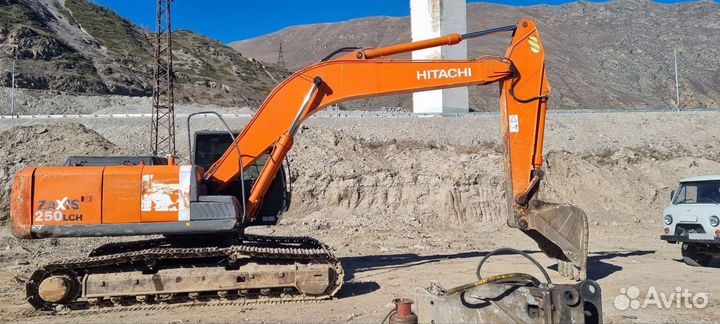 Гусеничный экскаватор Hitachi ZX250LCН, 2007