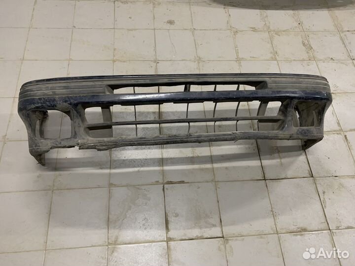 Бампер передний Subaru Legacy B10