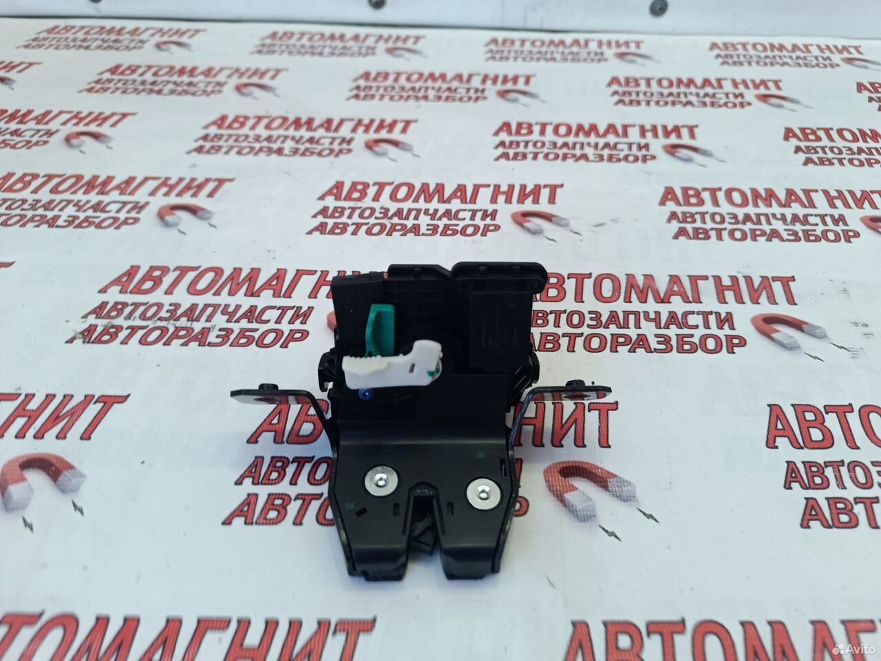 Замок крышки багажника Voyah Free Воях Фри