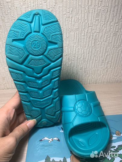 Шлепанцы для бассейна