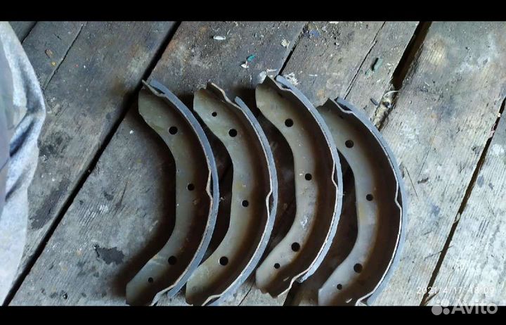 Колодки тормозные Nissan