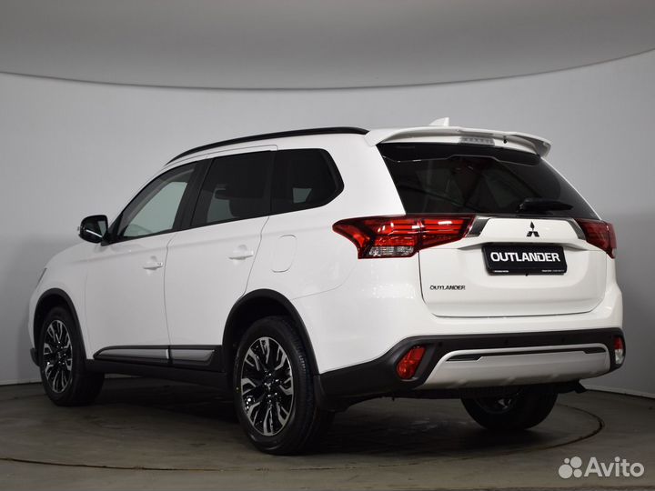 Mitsubishi Outlander 2.4 CVT, 2022