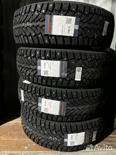Pirelli Formula Ice 215/65 R16