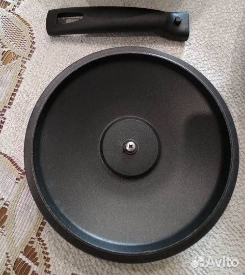 Ковш со съемной ручкой