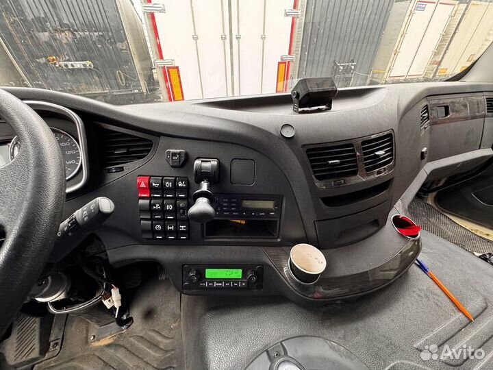 Самосвал 26 м³ FAW J6, 2023