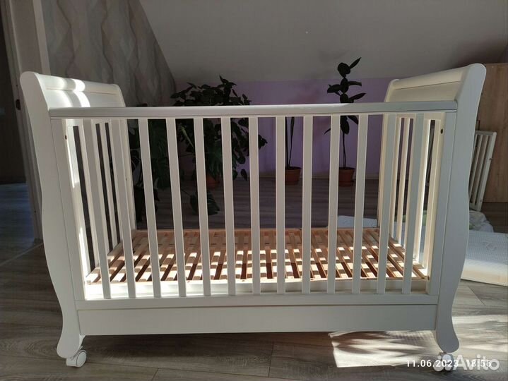 Детская кроватка troll