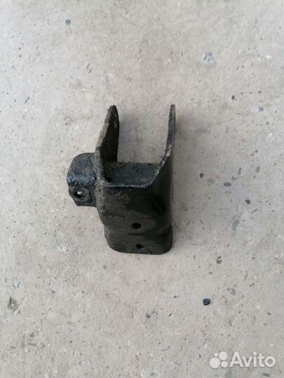 Кронштейн опоры двигателя задний Lifan X60