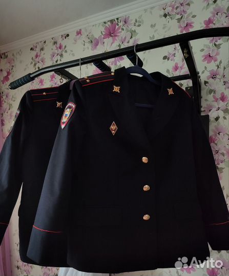 Полицейская форма женская