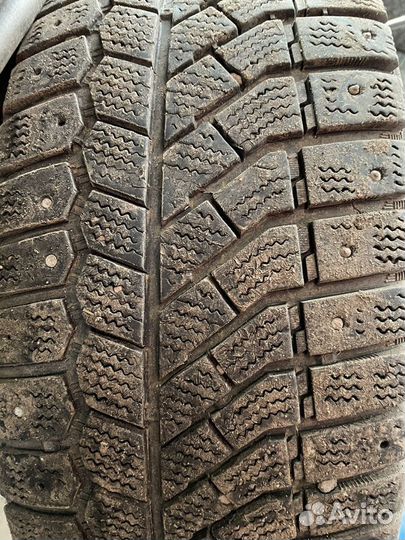 Viatti Brina Nordico V-522 215/60 R16 95T