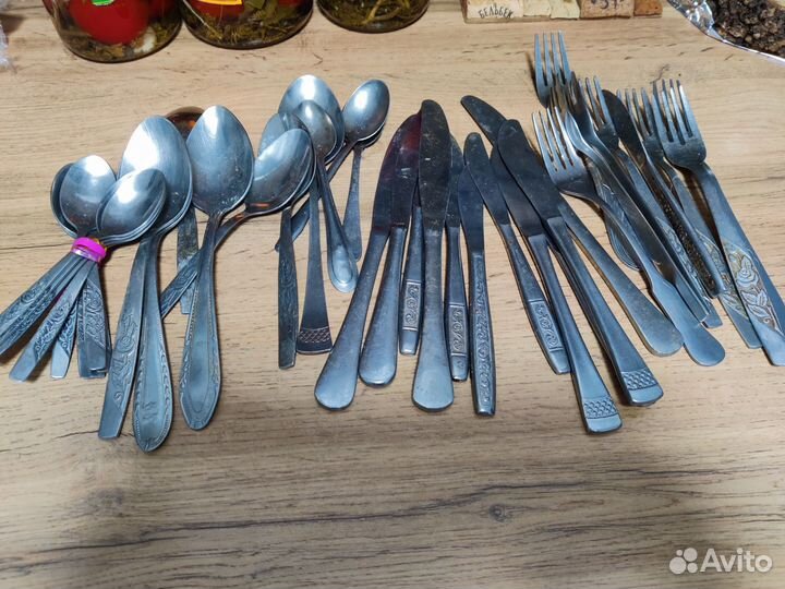 Приборы столовые