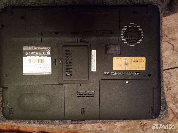 Ноутбук toshiba