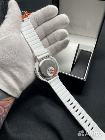 Наручные повседневные часы