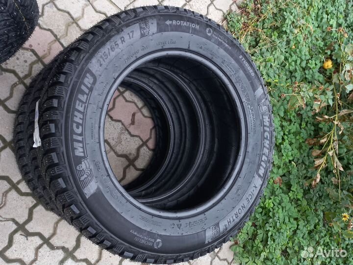 Michelin X-Ice North 4 215/65 R17 103