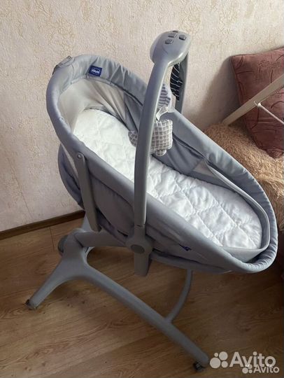 Кроватка-стульчик Chicco Baby Hug 4-в-1