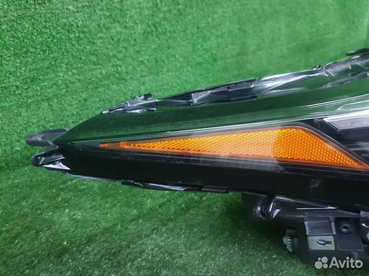 Фара правая Lexus RX200t/RX300/RX350/RX350L/RX450h