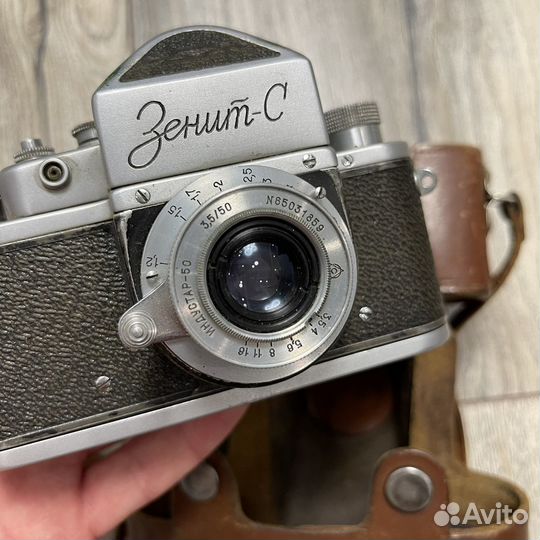 Плёночный фотоаппарат Зенит С