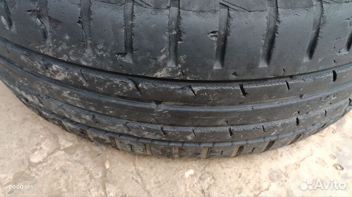 Nokian Tyres Hakka Blue 2 215/55 R17 98W