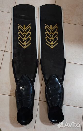 Карбоновые ласты