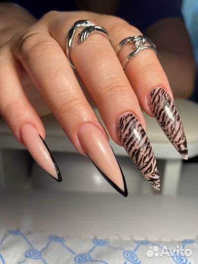 Мастер маникюра