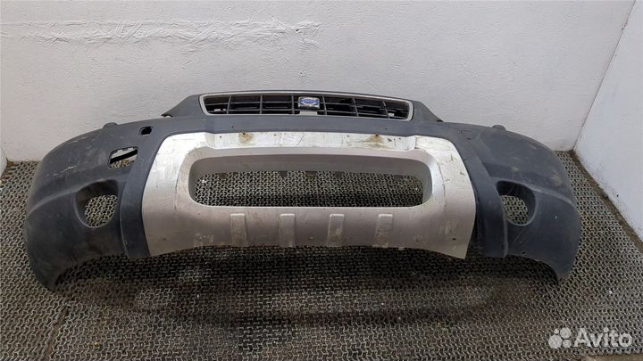 Бампер Volvo XC70, 2005