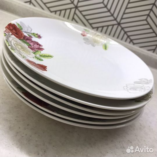 Набор столовой посуды