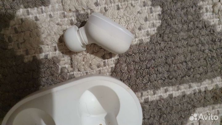 Наушник левый чехол кейс Mi true wireless earbuds