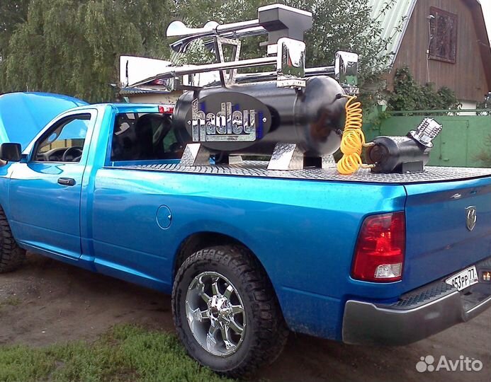 Художник-декоратор(бутафор)