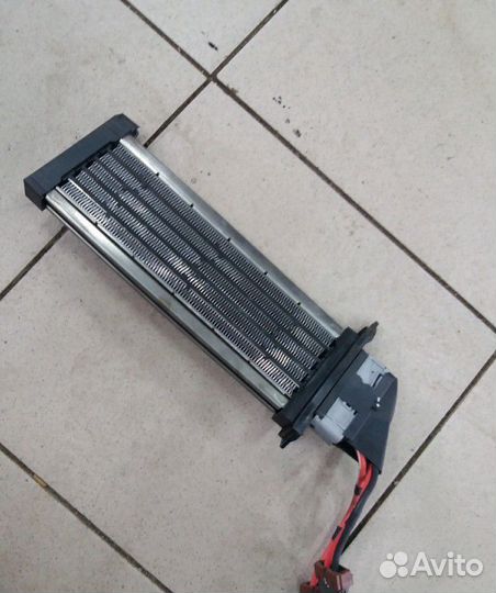 Радиатор отопителя электрический Mitsubishi Pajero