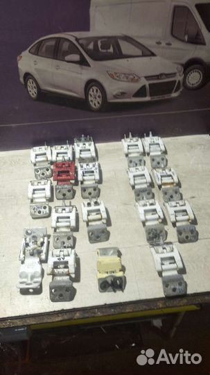 Петли задних дверей Форд Транзит 2014-2021