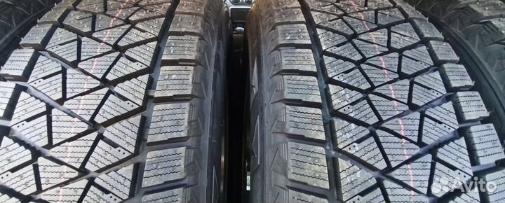 Bridgestone Blizzak DM-V2 255/55 R18