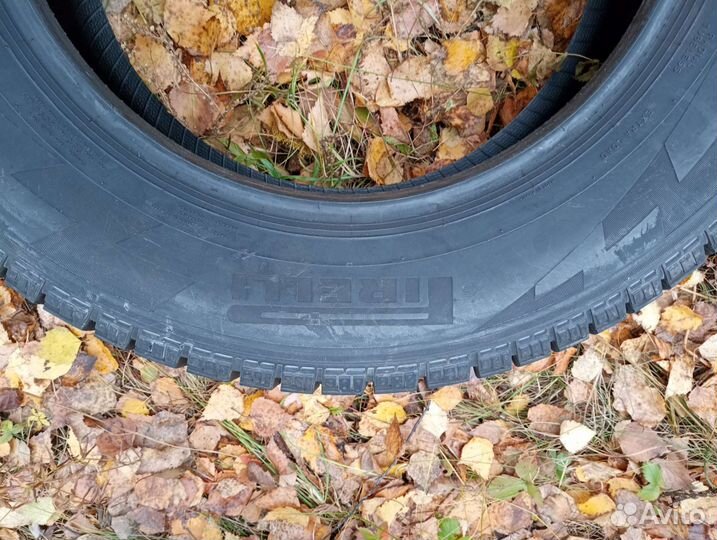 Pirelli Ice Zero FR 225/65 R17 106
