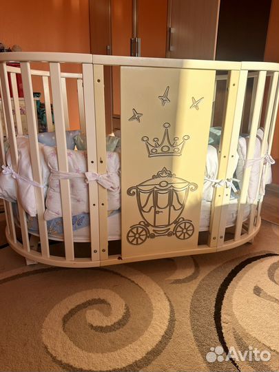 Круглая кроватка трансформер с маятником