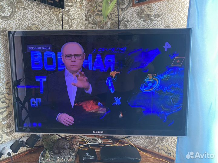 Телевизор samsung