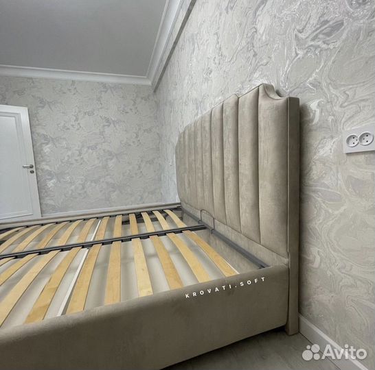 Кровать двухспальная